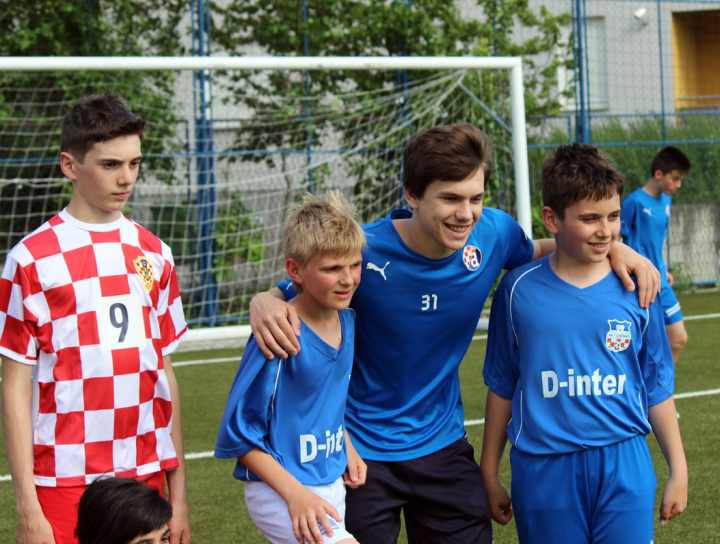 GNK Dinamo ugostio djecu iz Lekenika!