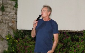 S one strane, Zrinko Ogresta