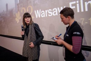 Ne gledaj mi u pijat, Hana Jušić