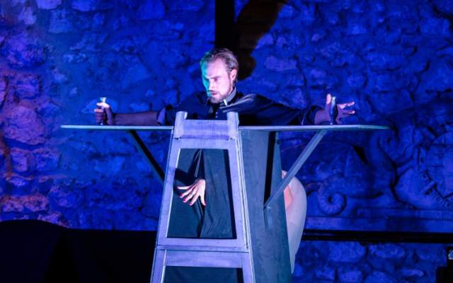 Riječki Houdini Andrej Škedel: Božićna iluzija