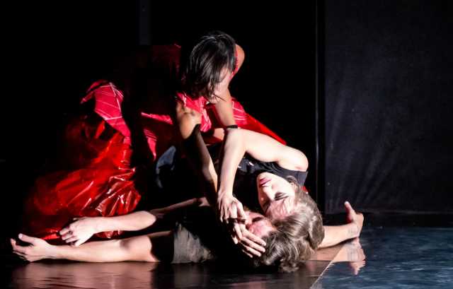 Bitef Dance Company oduševio plesnom predstavom Macbeth