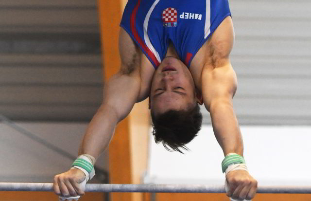 Aktualni svjetski prvak na preči Tin Srbić plasirao se u finale SP u Dohi