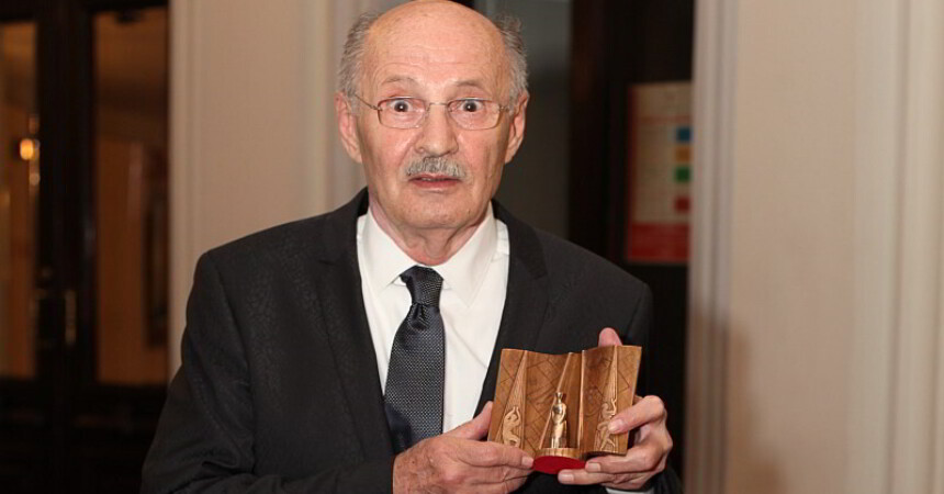 Umro je Mustafa Nadarević