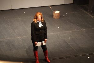 Gavelline večeri, Ana Lederer
