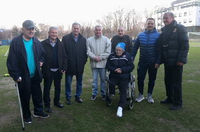 Legende generacije Dinamo iz 1967. iznenadile igrače na treningu