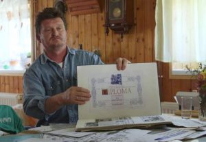 Ljubav je jača od minobacača