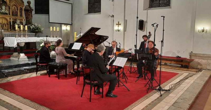 SGJ 45. – završetak s festivalskim ansamblom i uz povike bravo