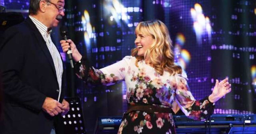 Sanja Doležal i Ratko Rudić u 5.com s Danielom