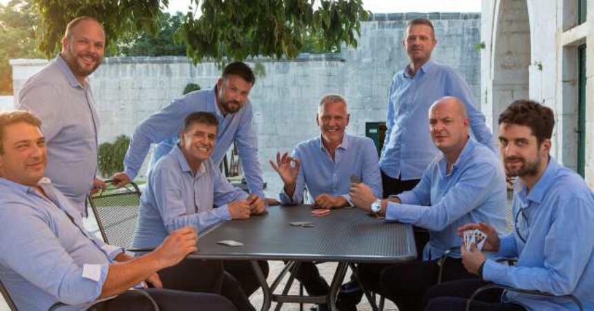 Klapa Rišpet: Ajme šta te volin