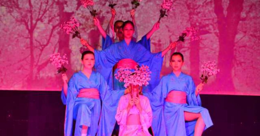 Gala večer plesa – Put oko svijeta u 60 minuta