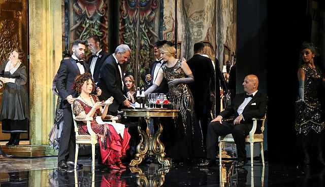 Traviata Giuseppe Verdija na Dan zaljubljenih